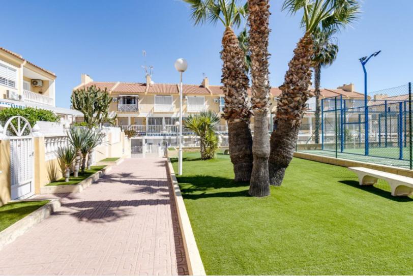 Nice House With Tennis Court,Sports And Playground ตอร์เรเวียคา ภายนอก รูปภาพ